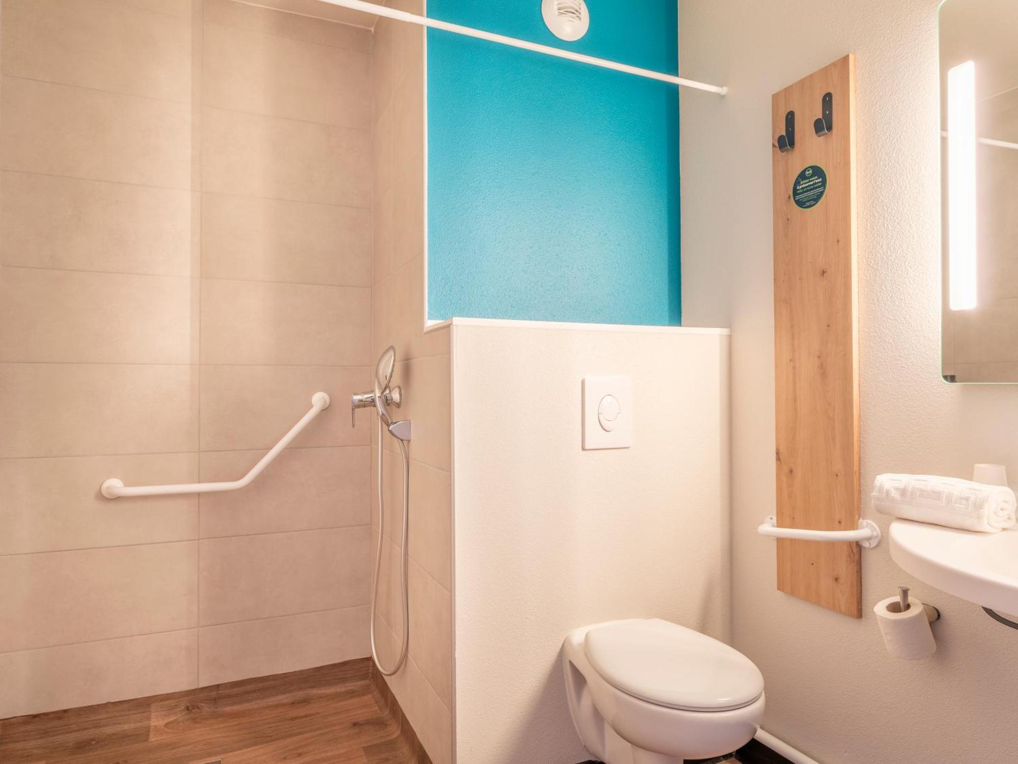 B&B Hotel Saint-Martin-De-Crau Alpilles Camargue Exterior photo