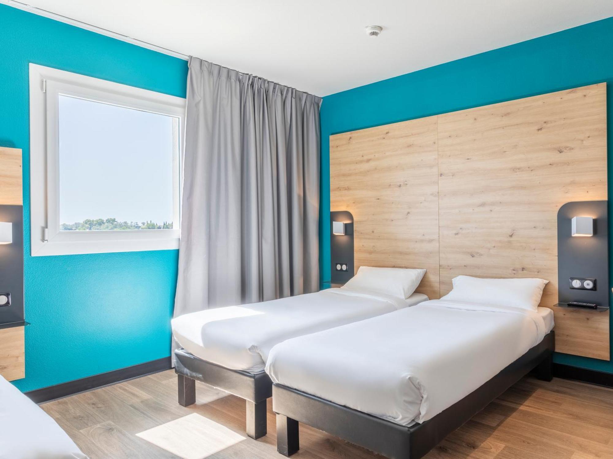 B&B Hotel Saint-Martin-De-Crau Alpilles Camargue Exterior photo